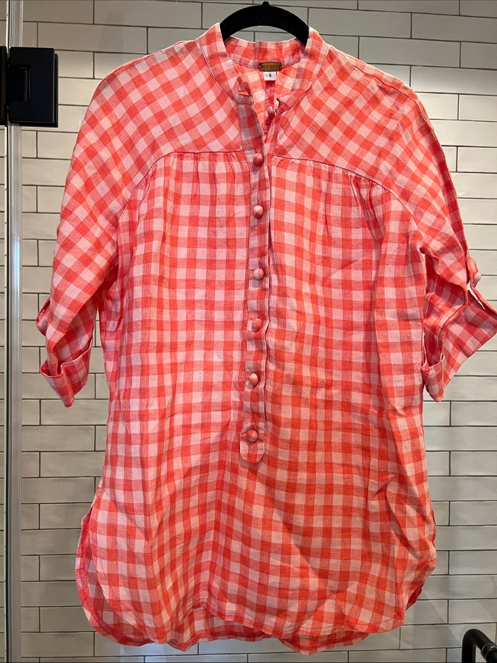 Adorable linen gingham top